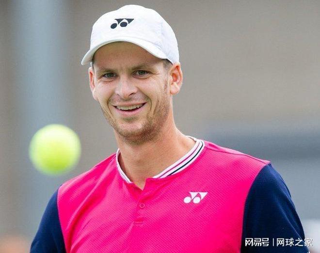 他在篮板抢 他在篮板抢