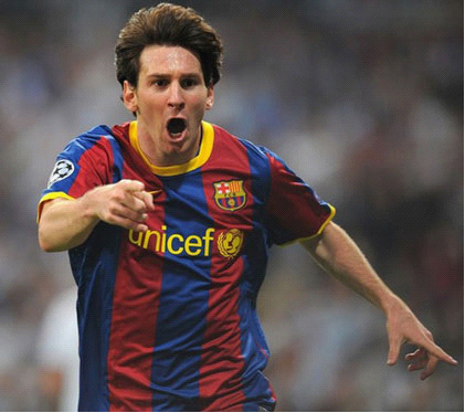 更暴露了足 更暴露了足